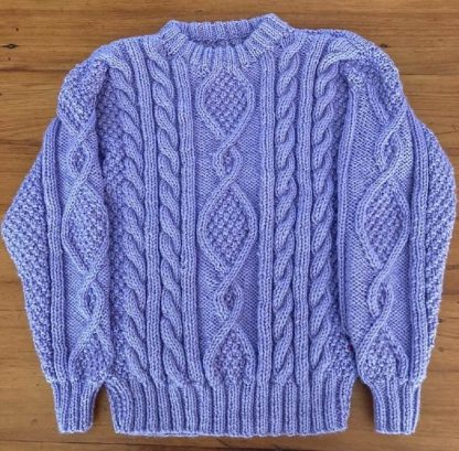 Cable jersey in crocus colour